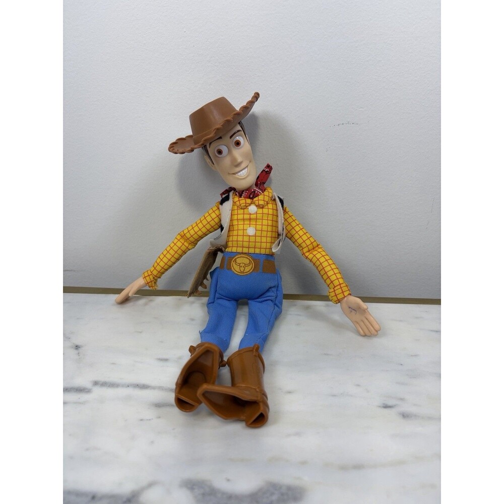 1995 Burger King WOODY DOLL from DISNEY PIXAR TOY STORY